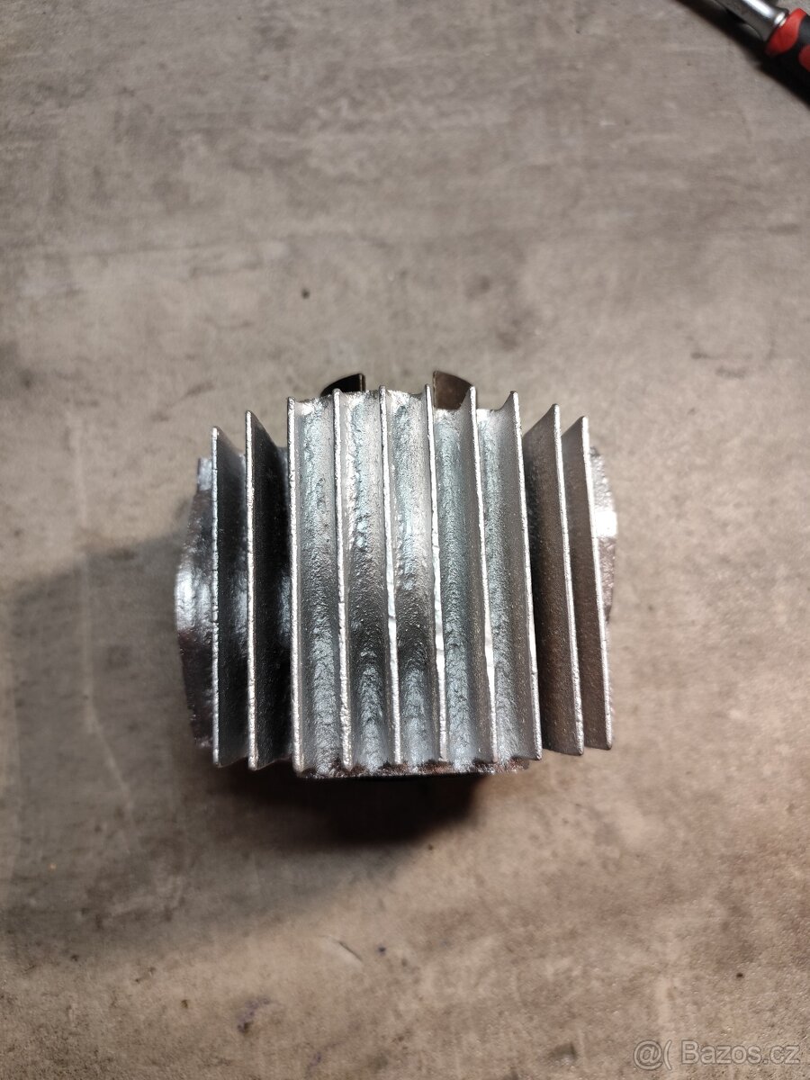 Válec Jawa 555 - výbrus - 5