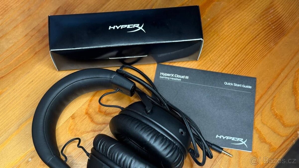 Herní sluchátka HyperX Cloud III Black - 5