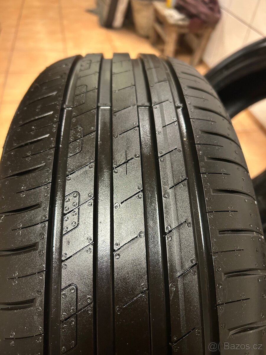 Nové pneu GoodYear Efficientgrip Performance 205/55 R17 - 5