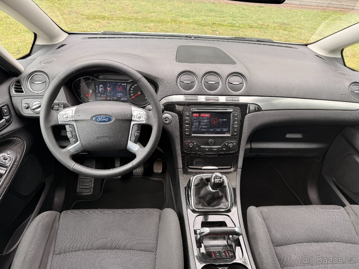 FORD S-max 2,2TDCi 200PS 7míst,panorama,keyless - 5