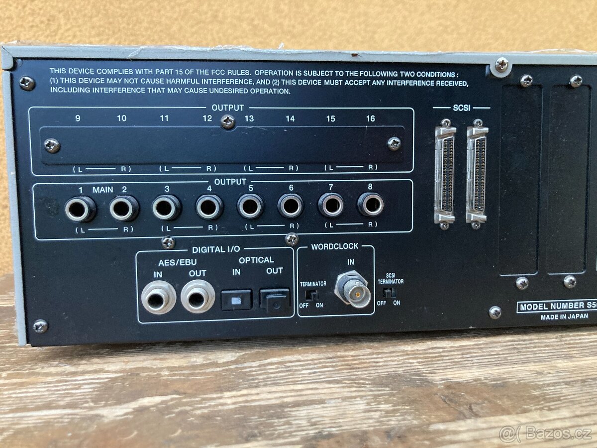 Sampler Akai Professional S5000 V2 - 5