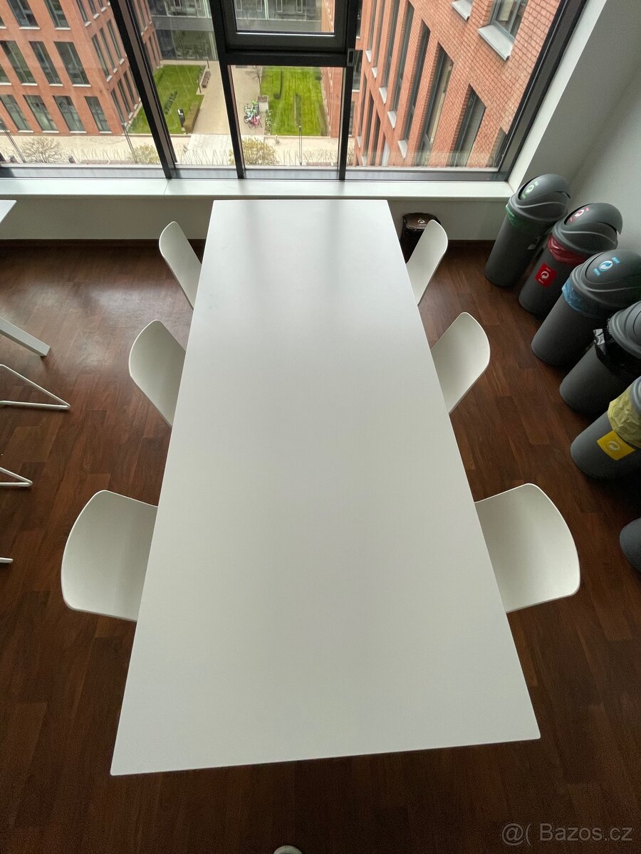 Zasedací stůl Pedrali + 6 židlí - 5