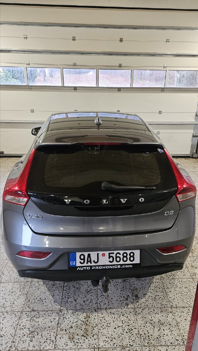 Volvo v40 - 5