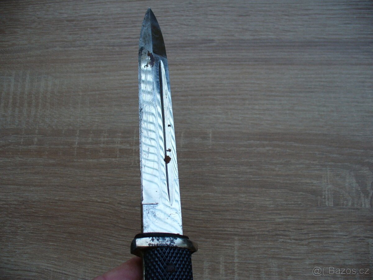 Nemecky,valecny vychazkovy bajonet bez pouzdra. - 5