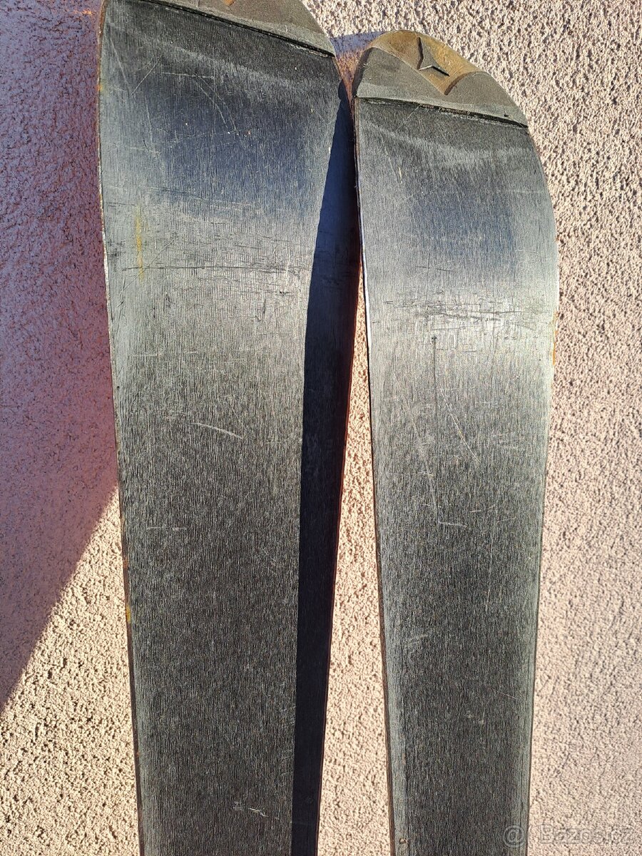 Dámské carvingové lyže Atomic 158cm - 5