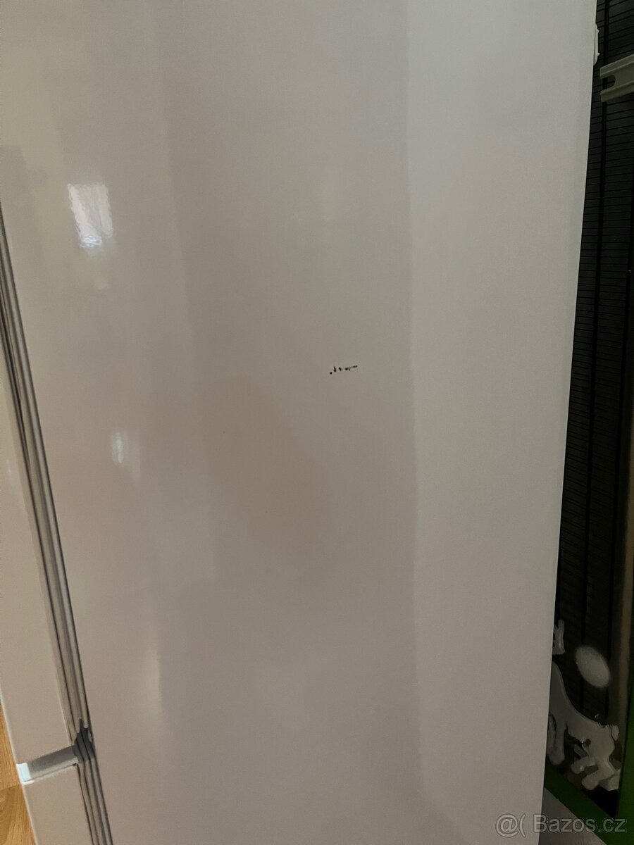 Lednice s mrazákem Beko - 5