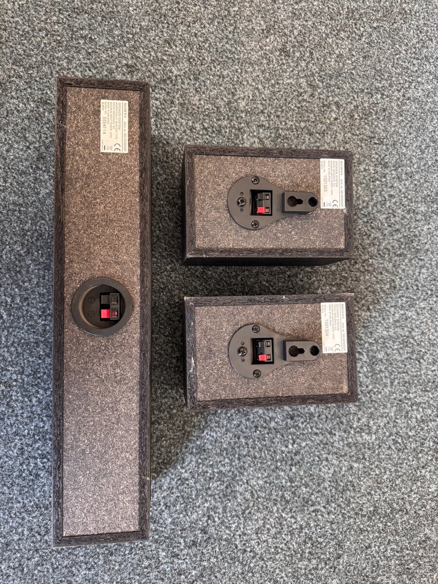 Sloupové reproduktory SONY - set na domácí kino - 5