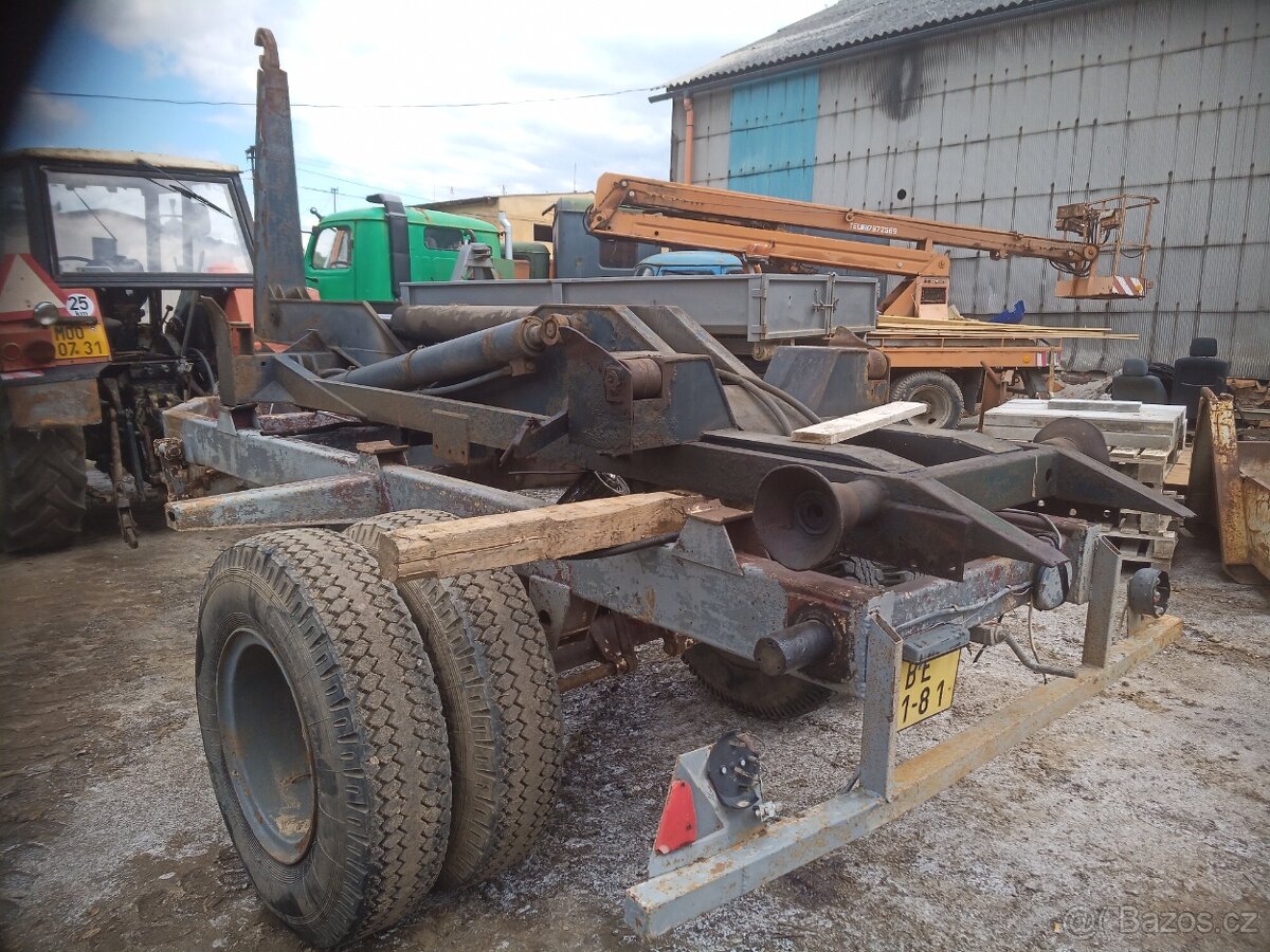 Hákový nosič kontejnerů - 5