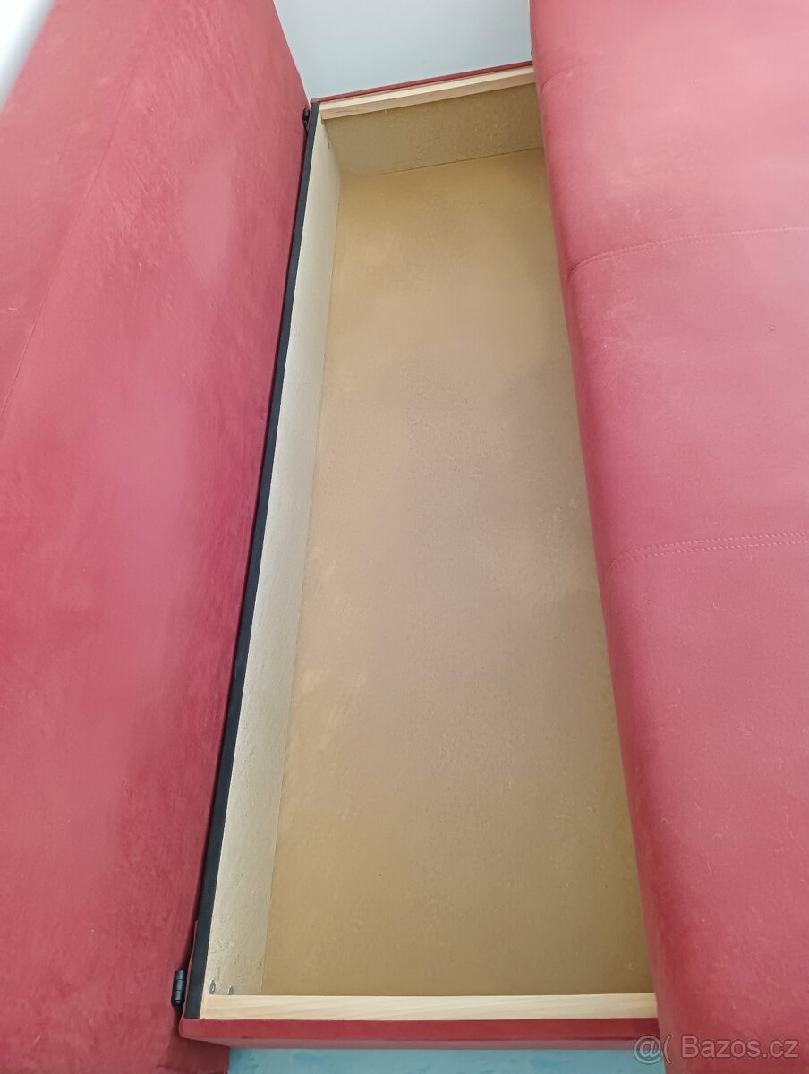 Sedačka vínová - 5