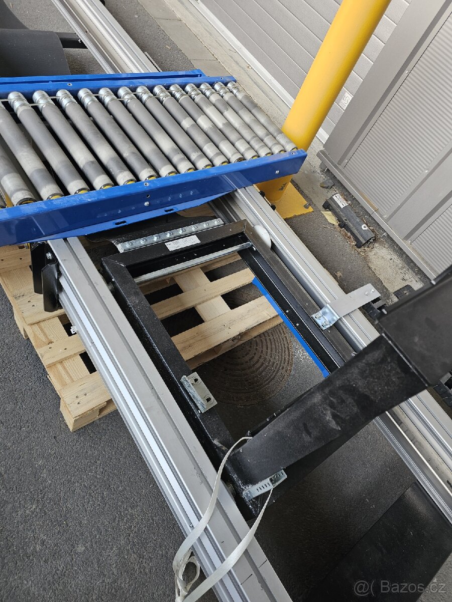 Prodám výtah s motorem a válečky - 5