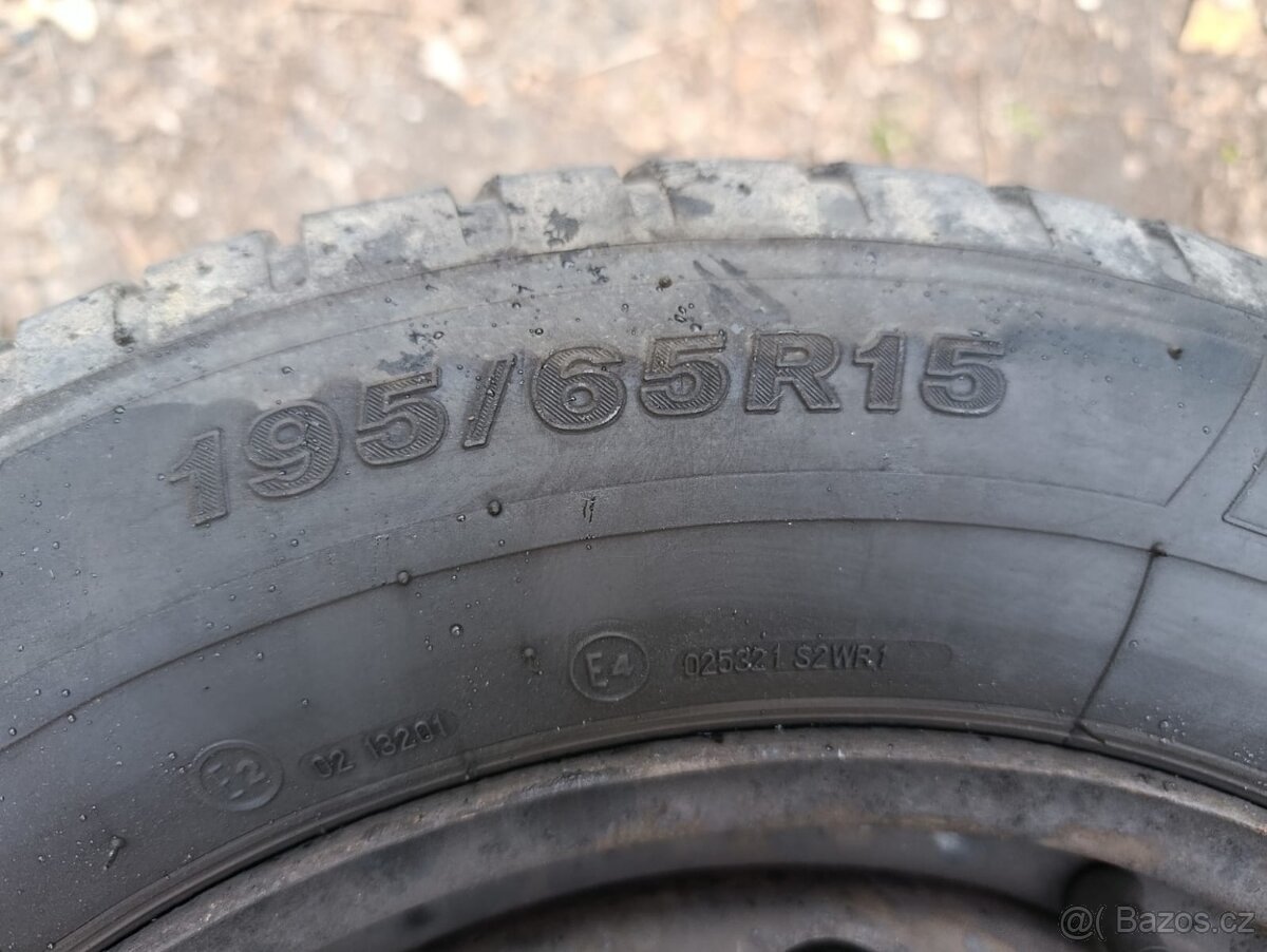 Sada plechových disků 5x112, r15, pneu M+S - 5