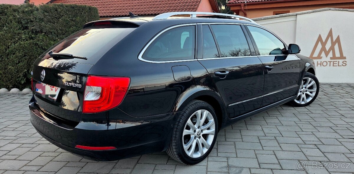 Skoda superb 2.0 tdi Dsg elegance - 5