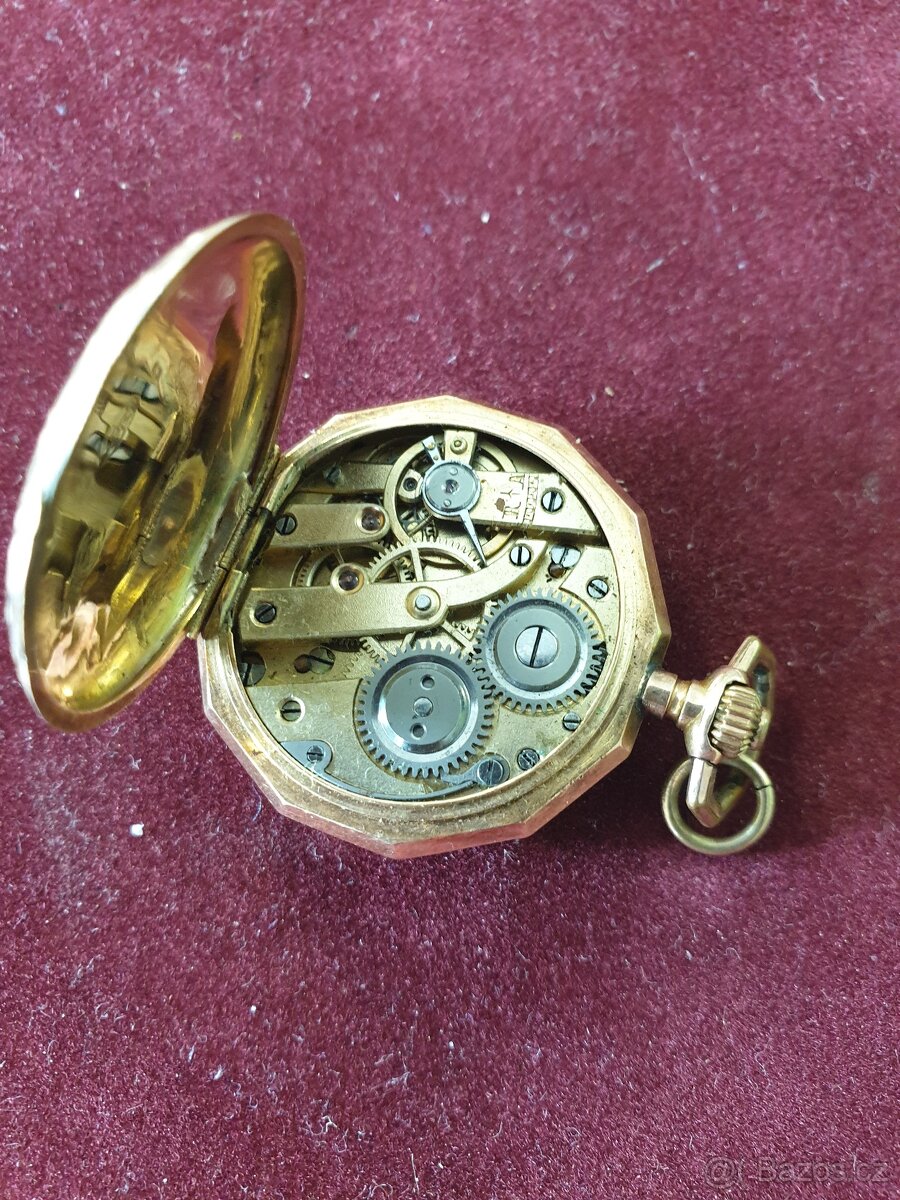 Zlaté gravírované hodinky jeptišky REMONTOIR - 5