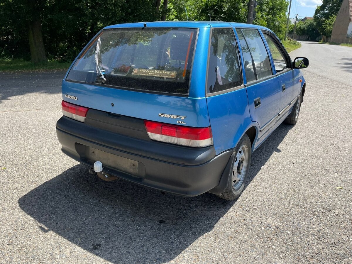 Suzuki Swift 1.0i, 39.kw, r.v. 2003 - díly - 5