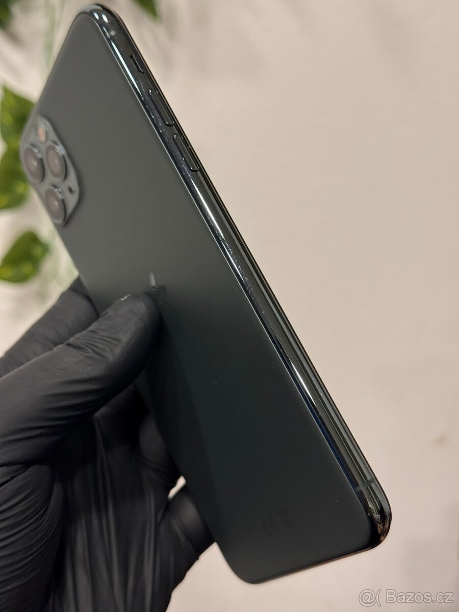 iPhone 11 Pro Max 64GB - nefunkční Face ID - 5