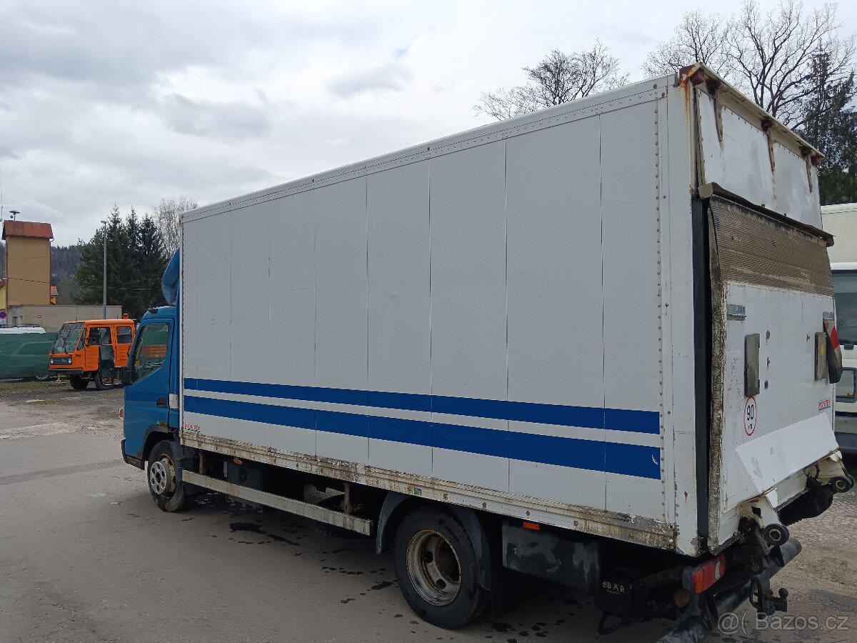 Mitsubishi Canter Fuso 7C15 - - - 5