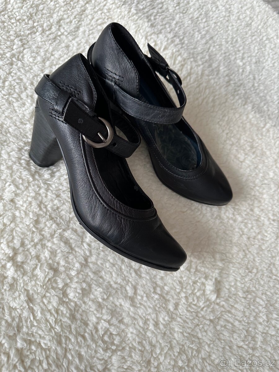 Lodičky kůže 37 Venturini - 5