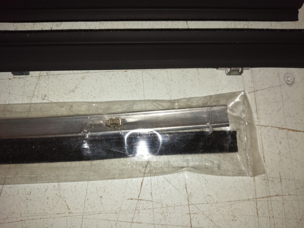 Těsnění skla Suzuki Samurai. - 5