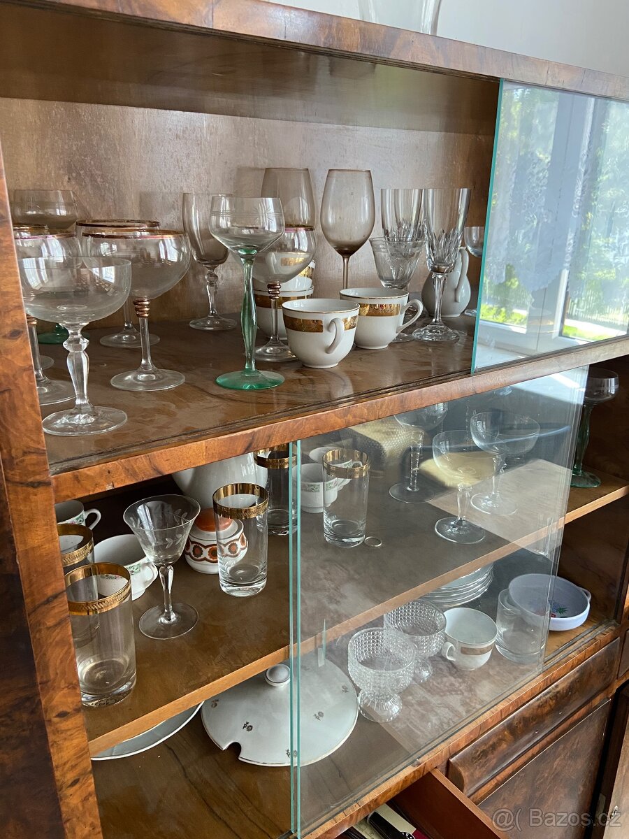 Starožitná obývací stěna - 5