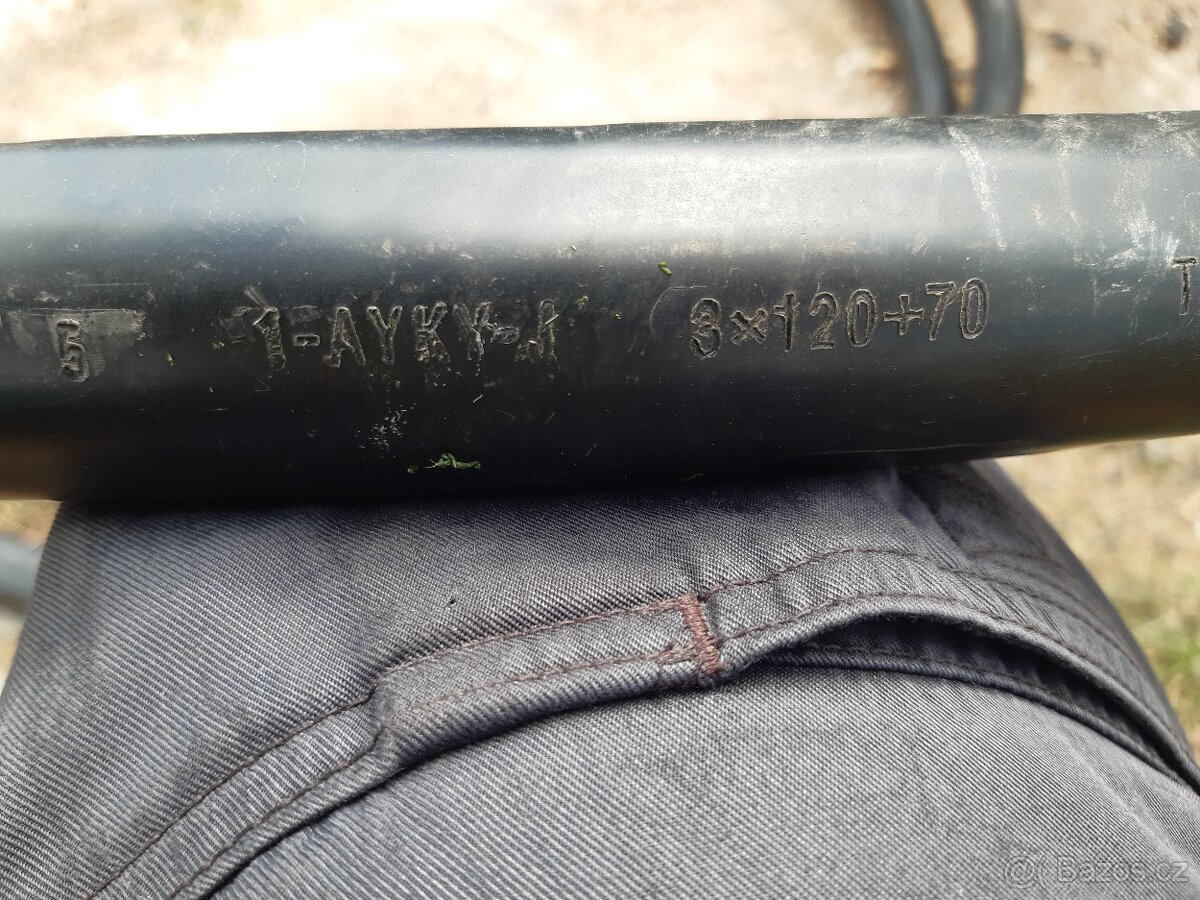 přívodní kabel AYKY - 5