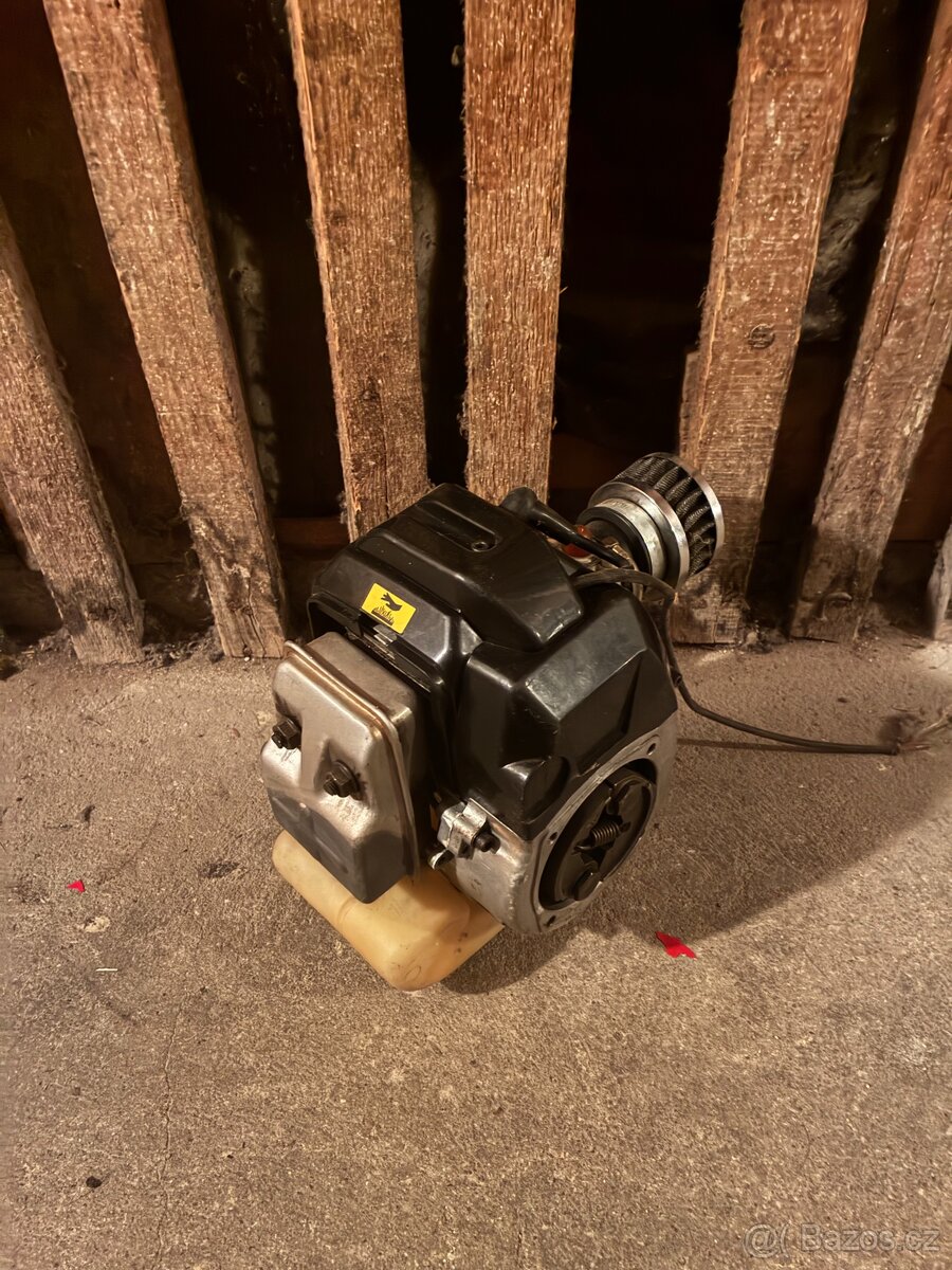 Motorová koloběžka - 5