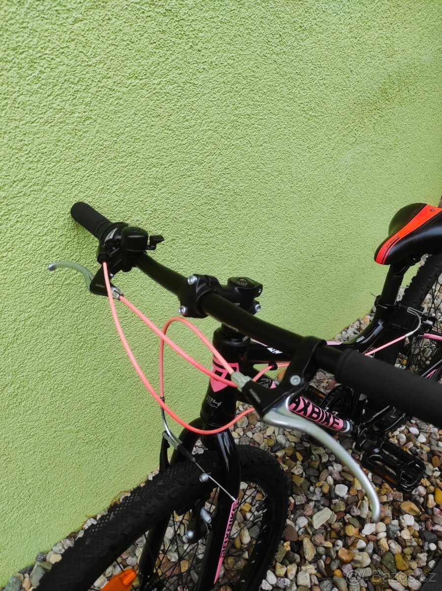 Značkové dětské kolo MAXBIKE 24" (černá/růžová)2 - 5