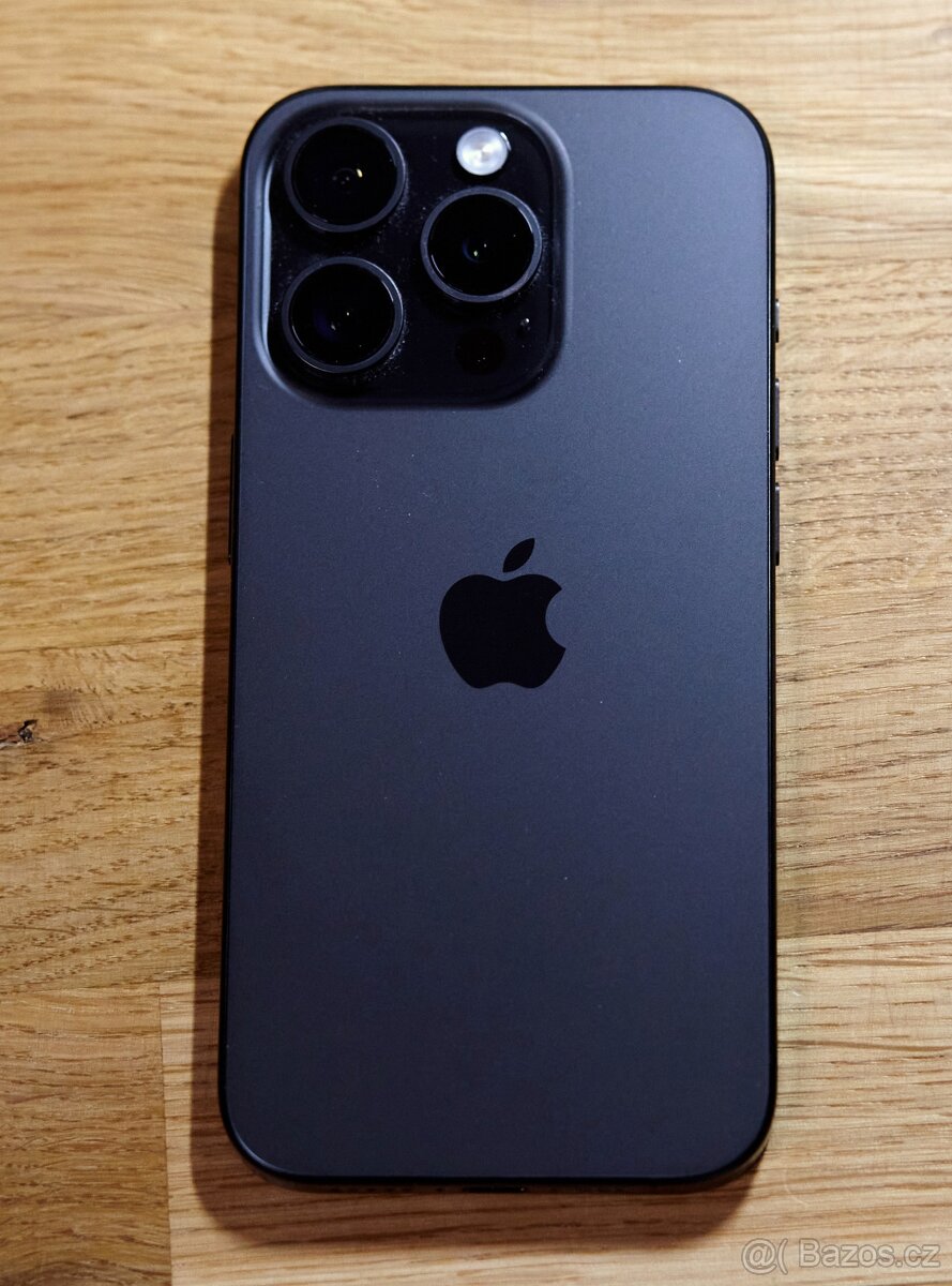 Apple iPhone 15 Pro, 256GB, černý titan - 5