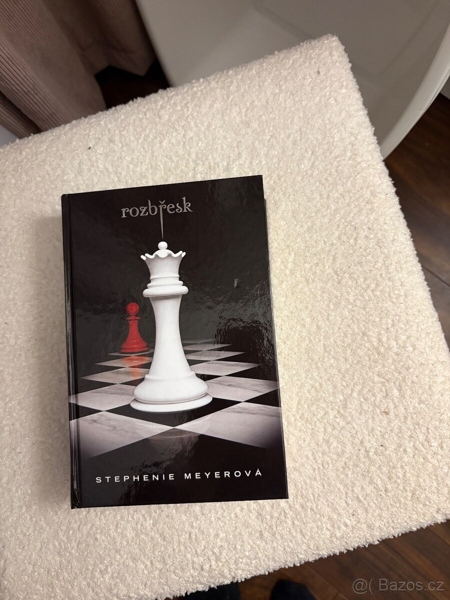 Twilight sága knihy - 5