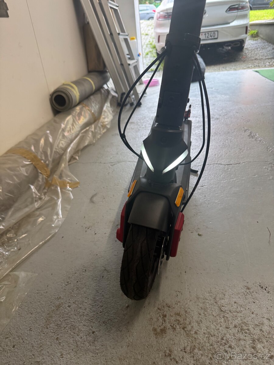 Elektrokoloběžka Ducati PRO III - 5