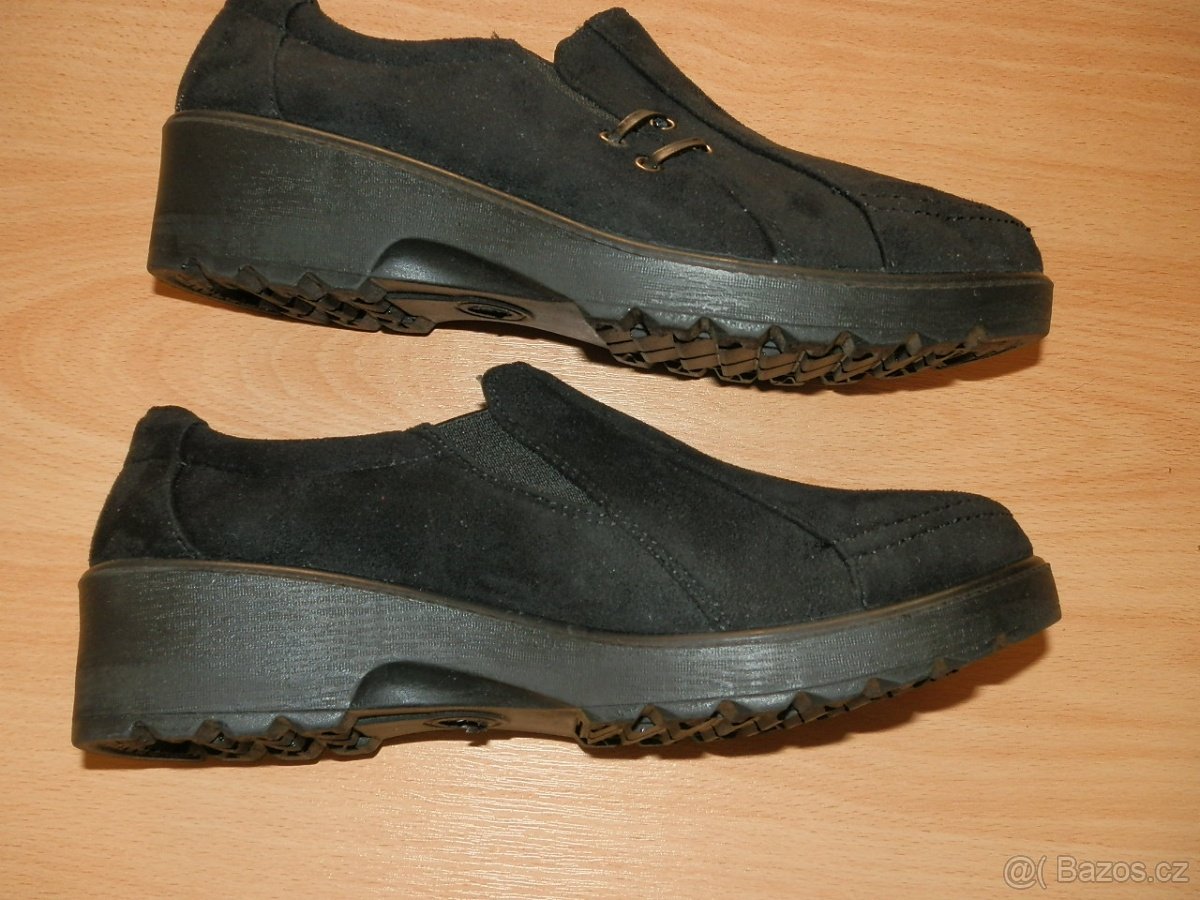 Černé nízké zimní boty vel.37 - 5