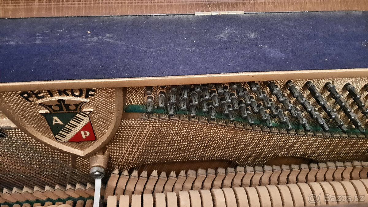 Pianino PETROV - 5
