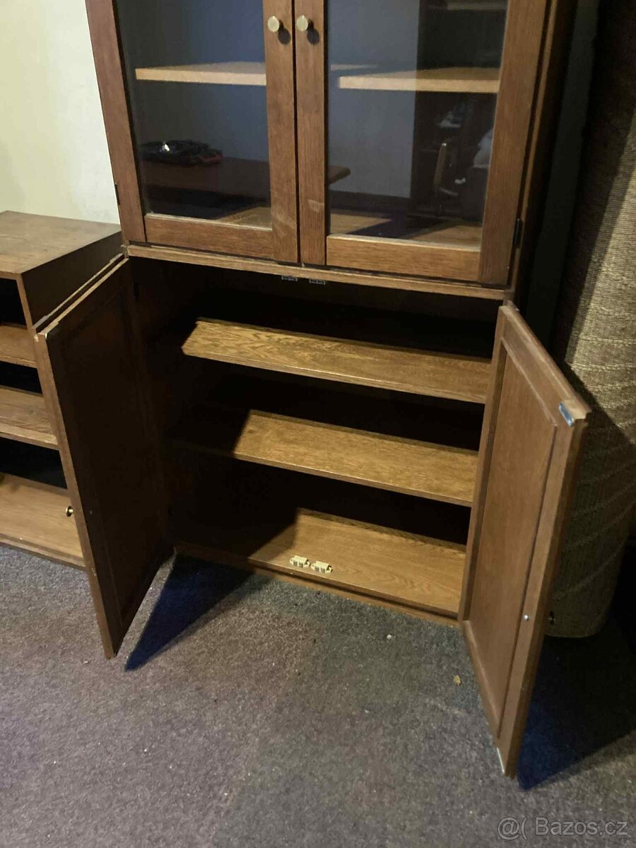 Skříně a poličky - 5