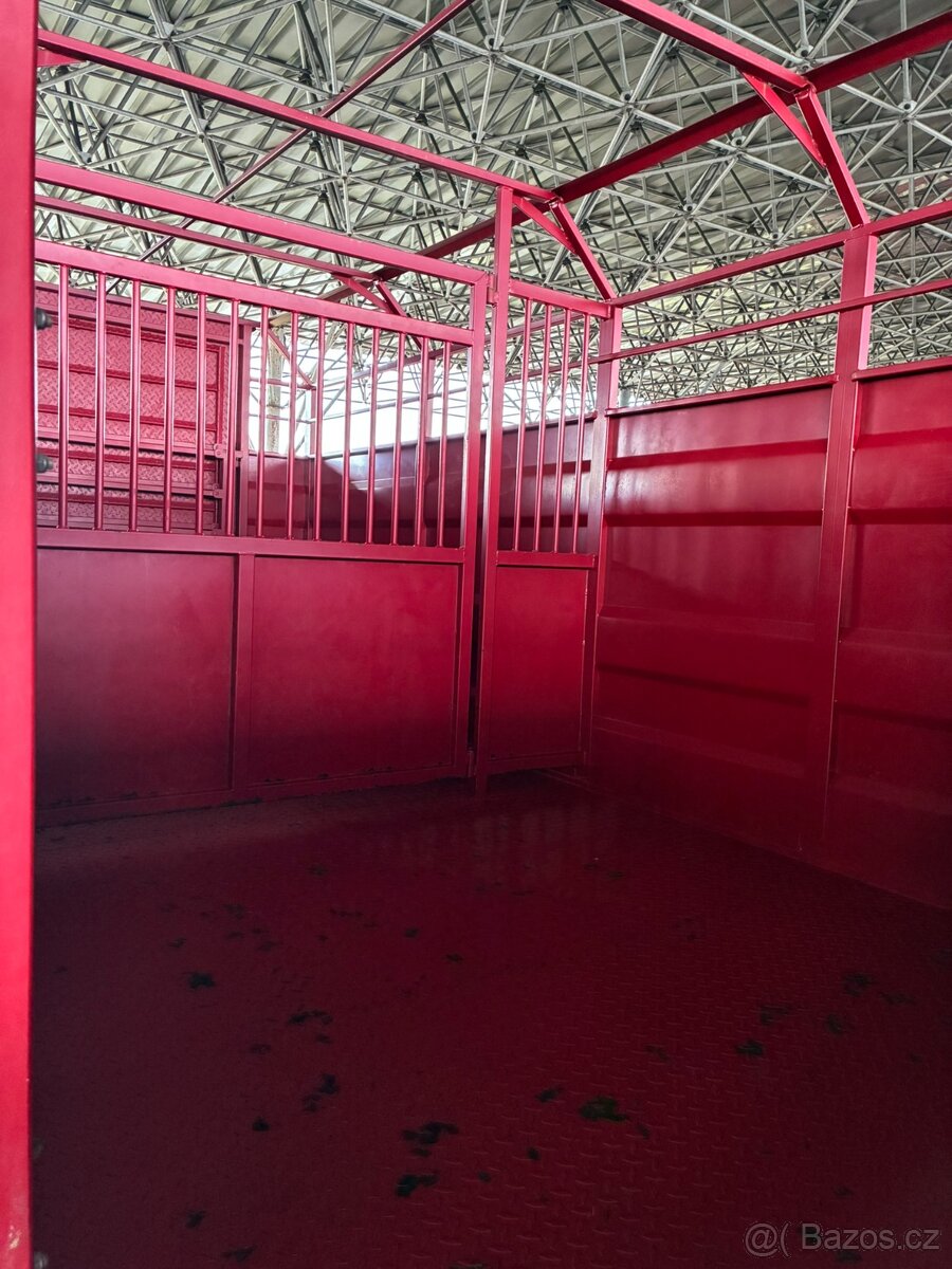 Přepravník dobytka Pardál 5,5 - 5