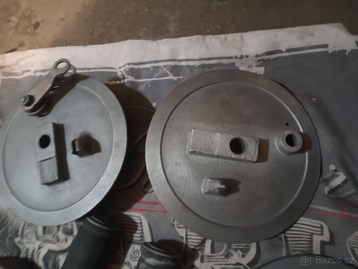 Brzdové štity Jawa ČZ - 5