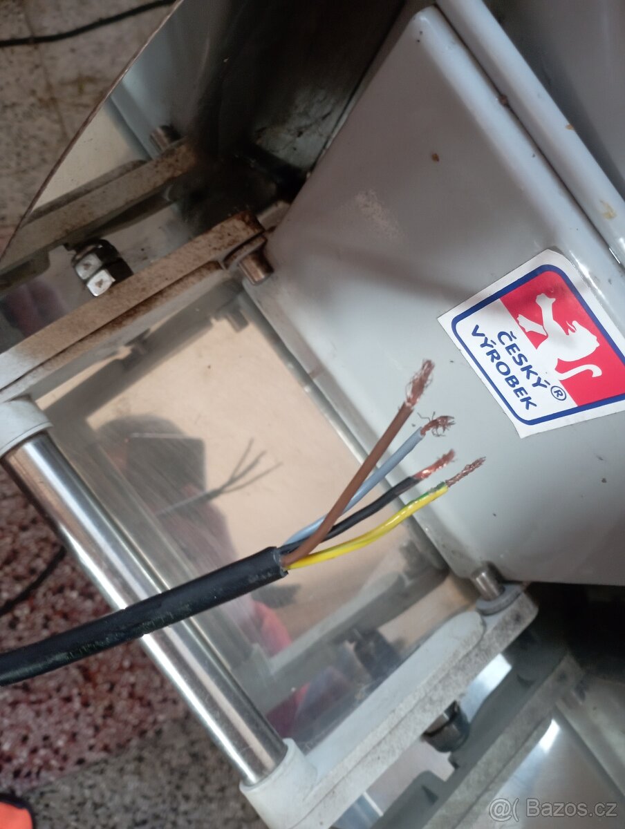 Škrabka brambor ŠKBZ 12 - 5