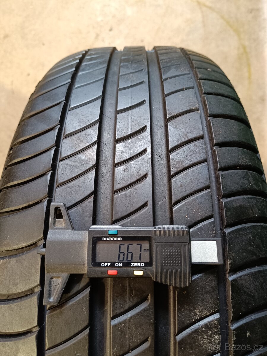 4ks letni 215/50/18 michelin - 5