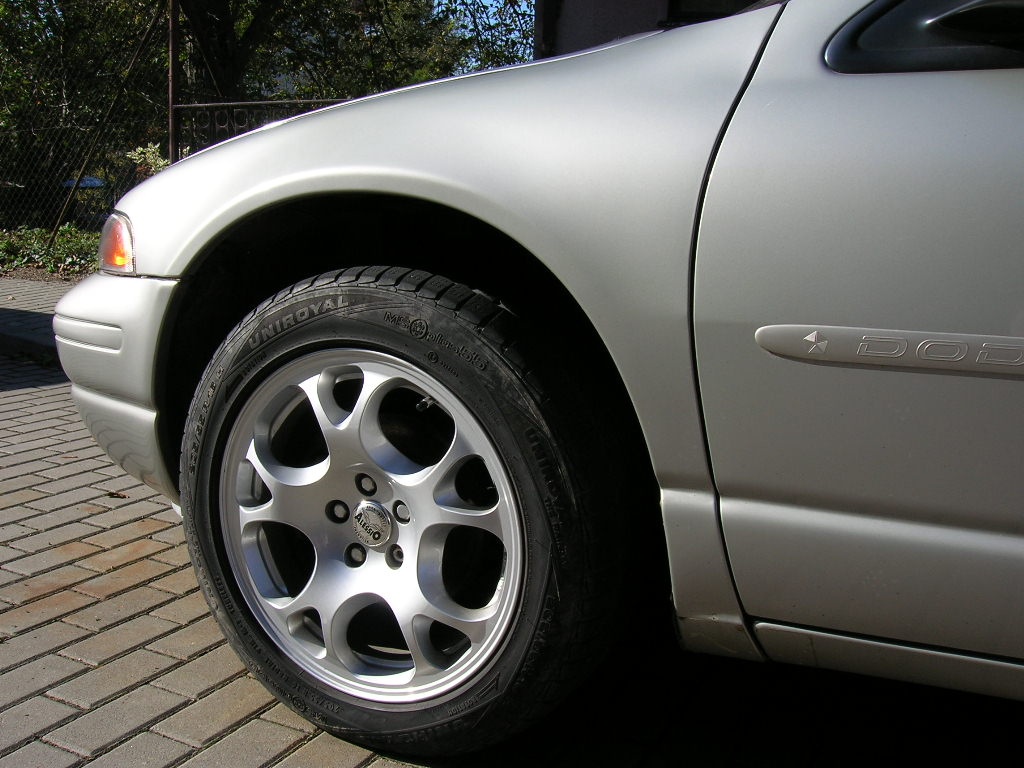 Dodge Stratus - 5