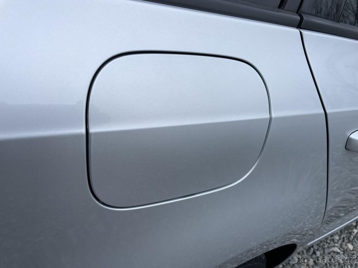 Škoda Octavia 2.0TDi 150PS 4x4 COMBI ACTIVE - 5