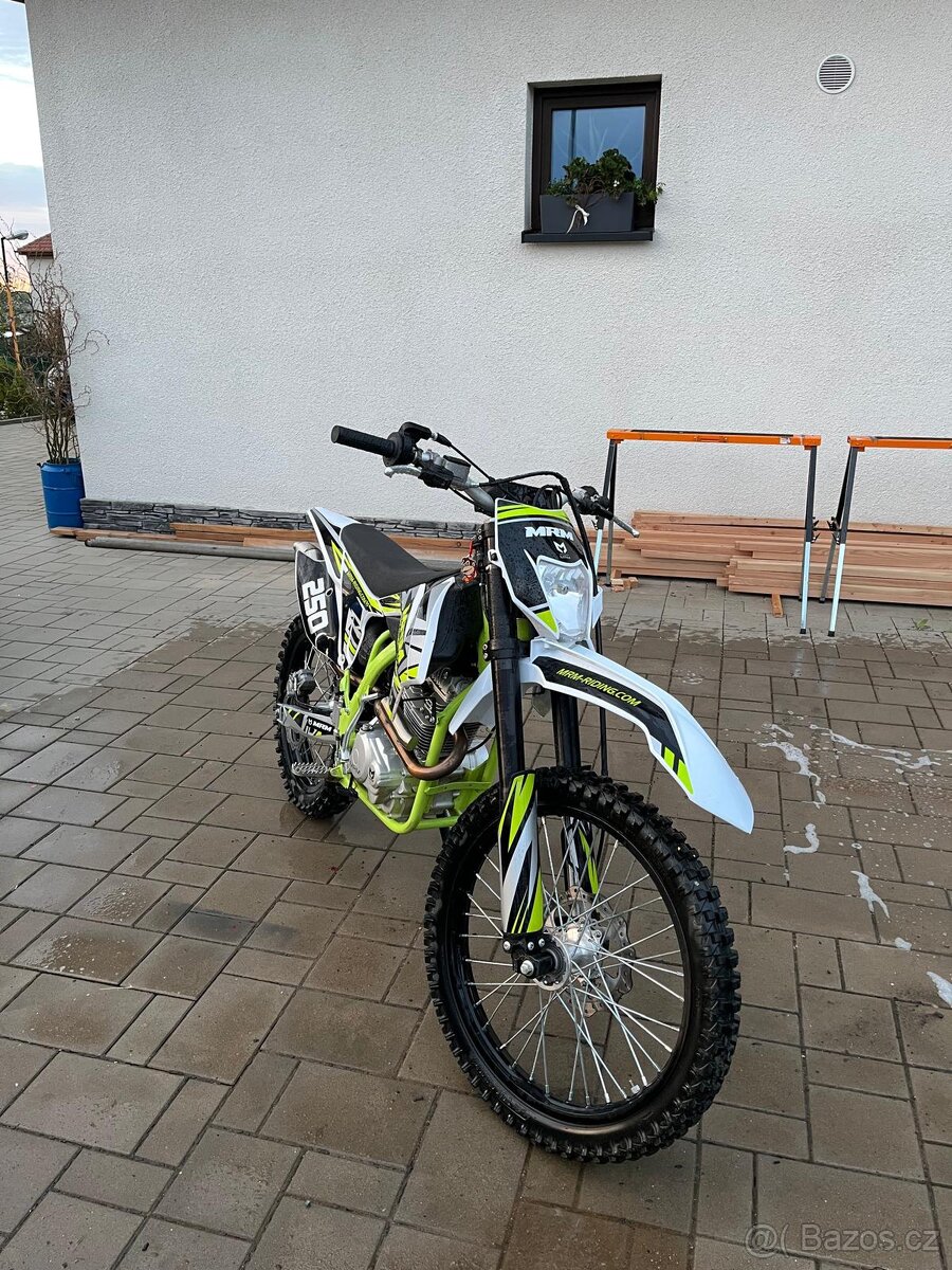 Minirocket pitstar 2 250cc