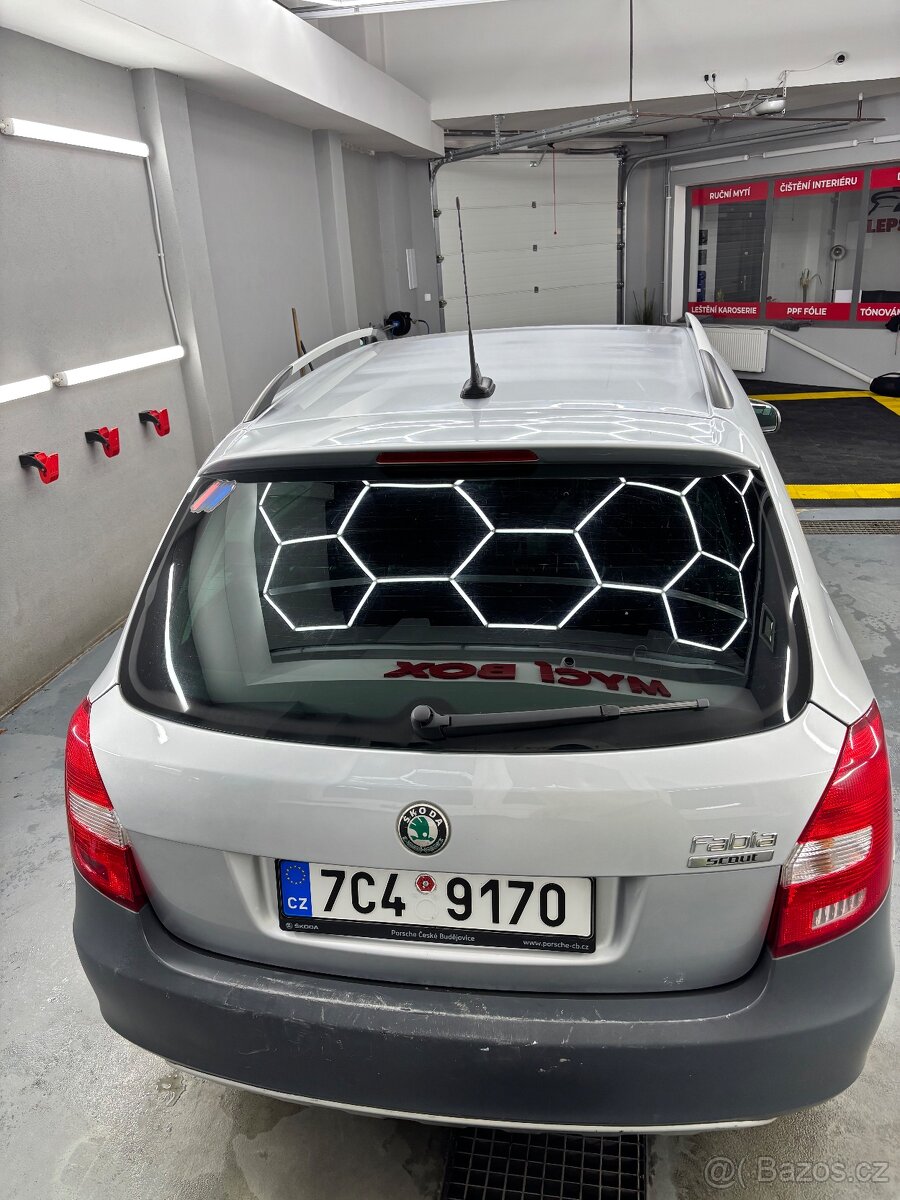 Škoda Fabia Scout 1.6 tdi - 5