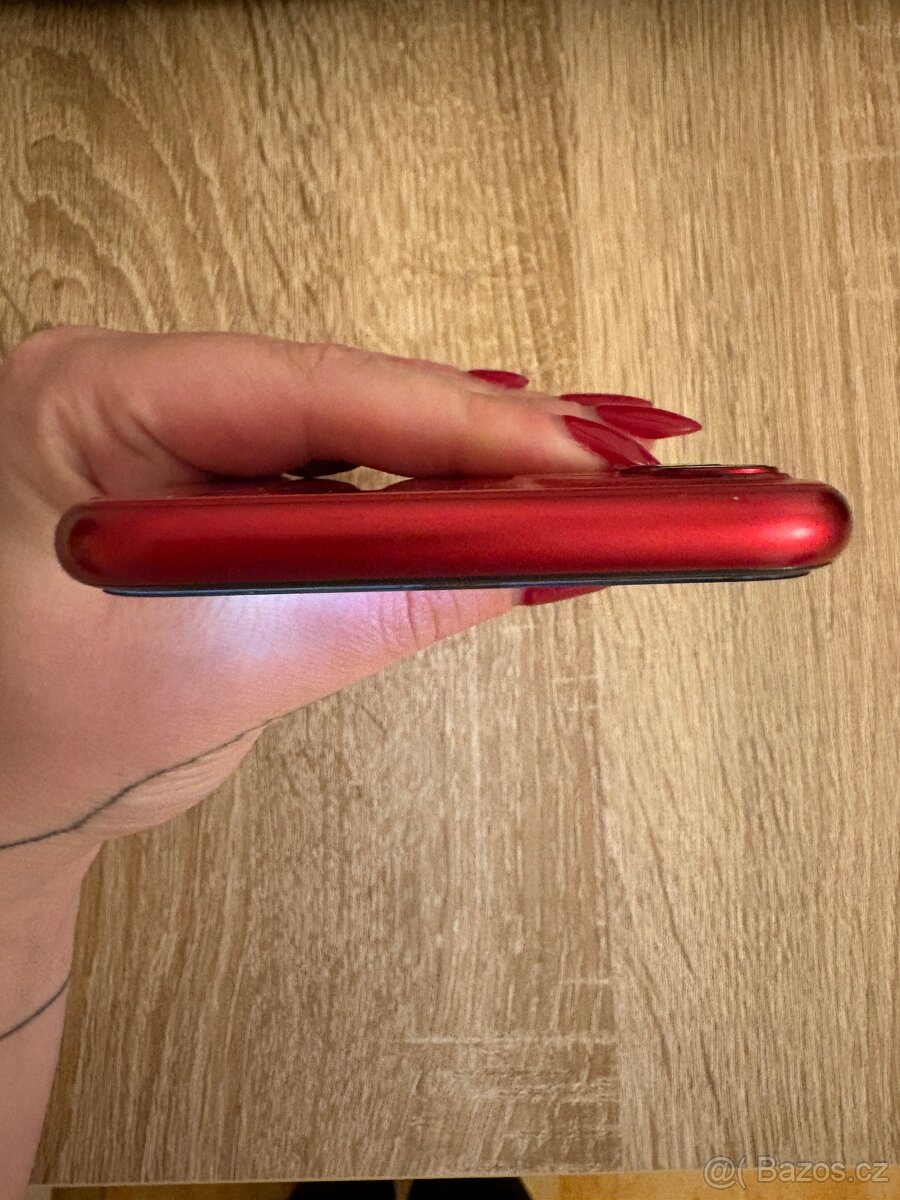 iPhone 11 64GB červená - 5