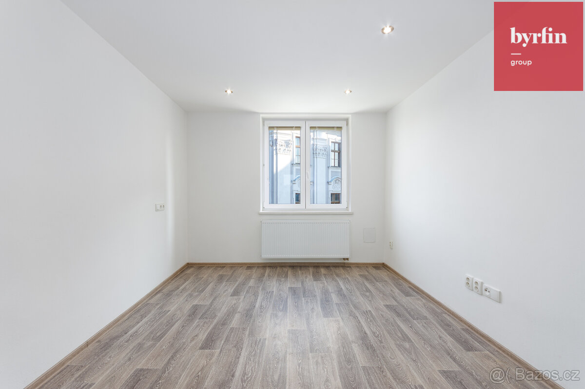 Prodej bytu 2+kk, 47 m², centrum Opavy – náměstí Osvoboditel - 5