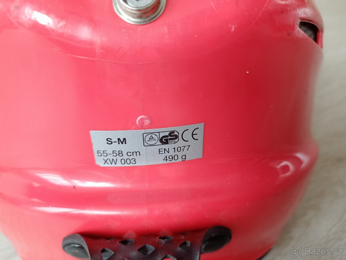 Lyžařská helma UVEX - 5