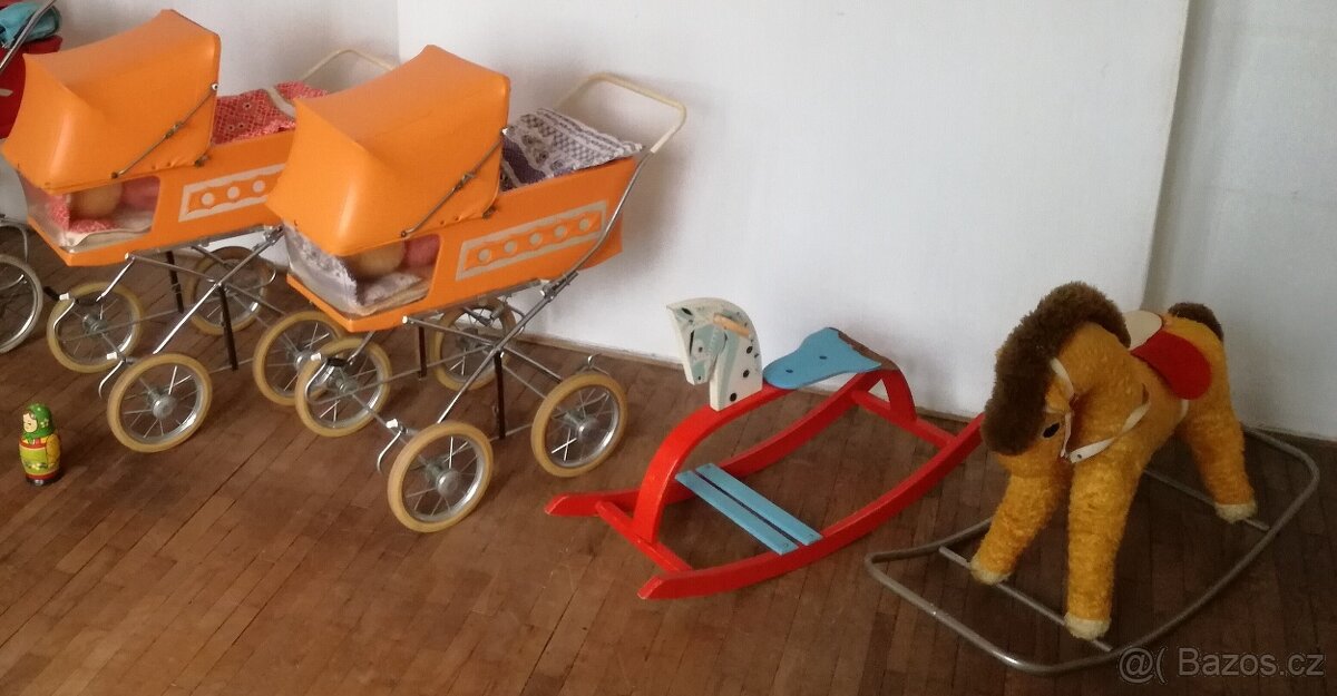 Kočárek/kočárky, houpací kůň/koně - retro - 5