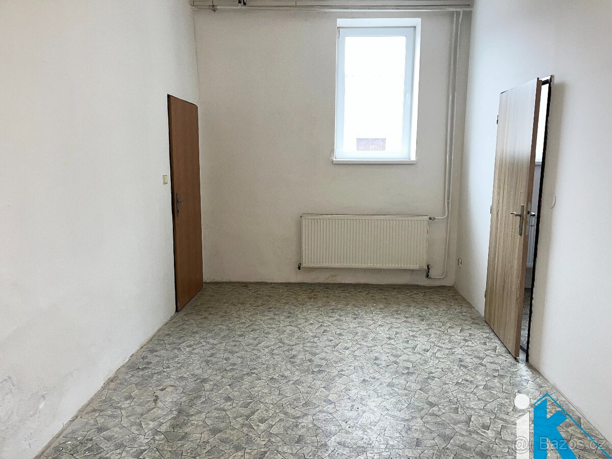 Pronájem cca 210m2 nebytových prostor - 5