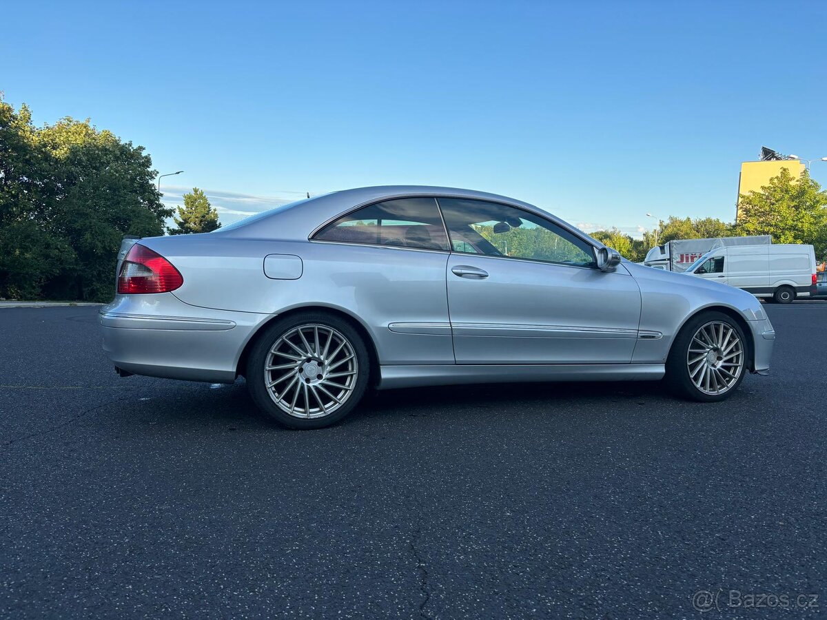 CLK 320 CDI Coupé Avantgarde (W209) - 5