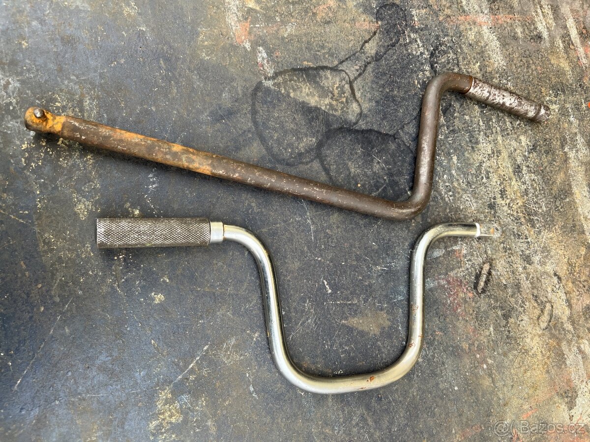 Škoda 1000 , 100 . - 5