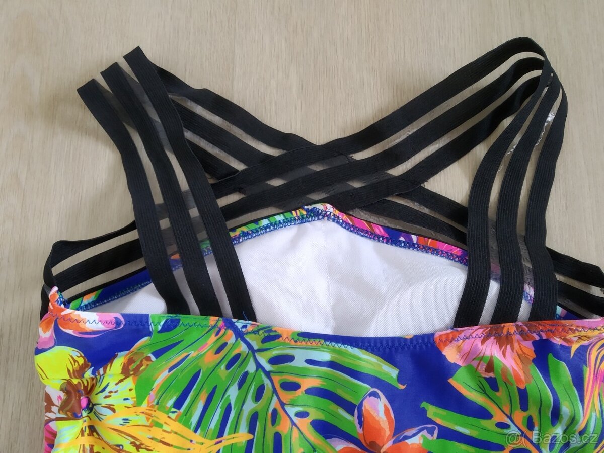 Dámské jednodílné plavky vel. S - 5
