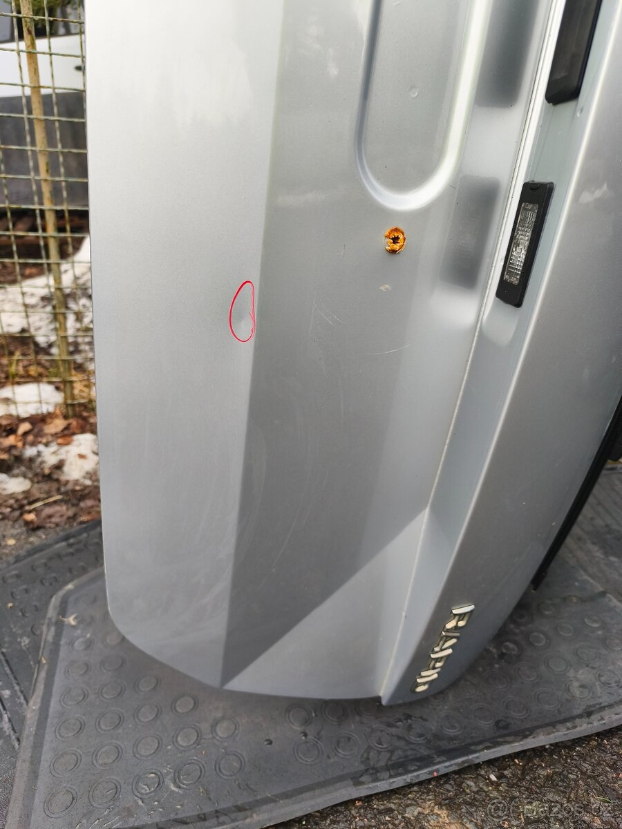 Skoda Rapid - páté dveře, víko kufru - 5