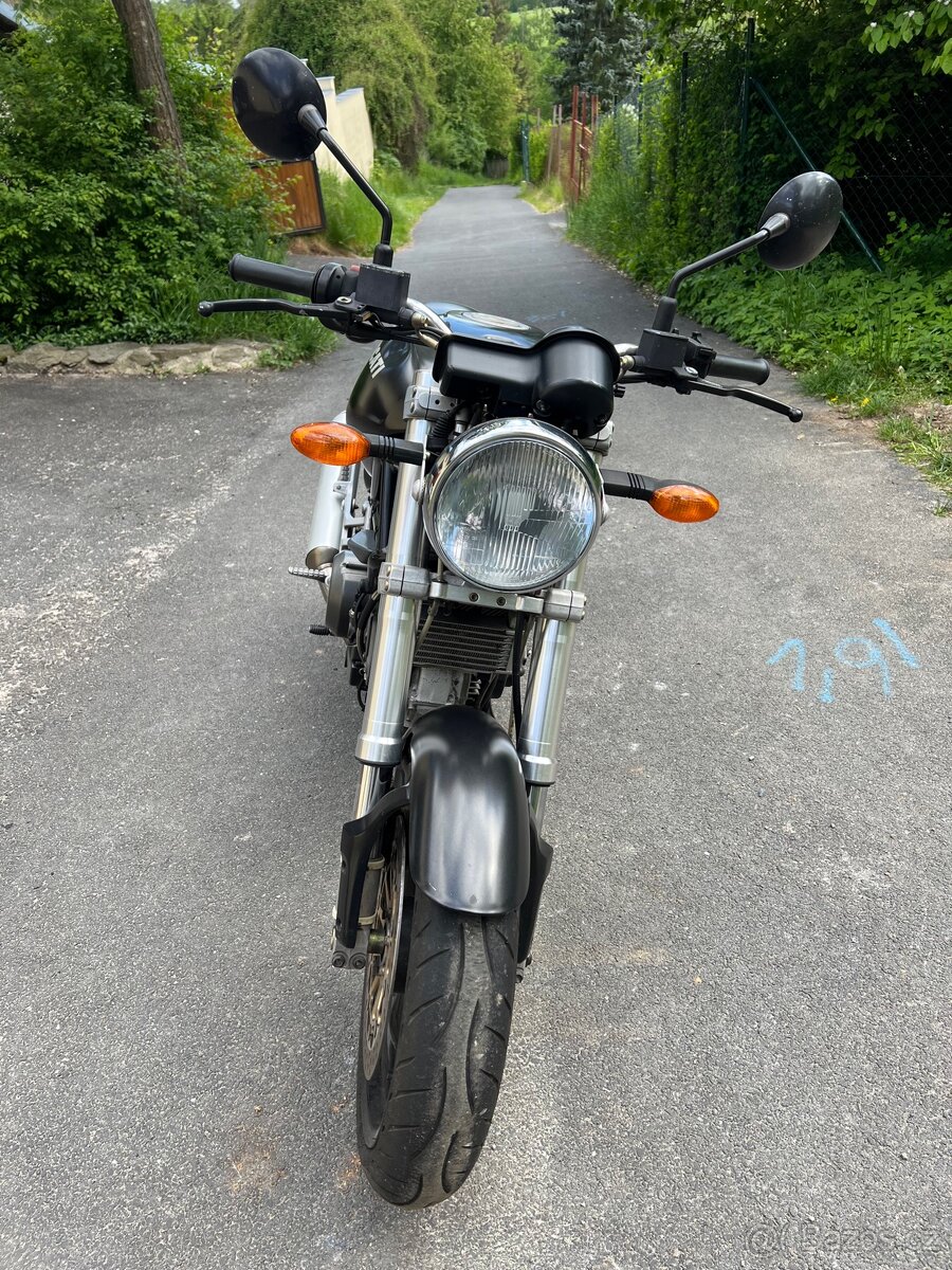 Ducati Monster 750 - 5